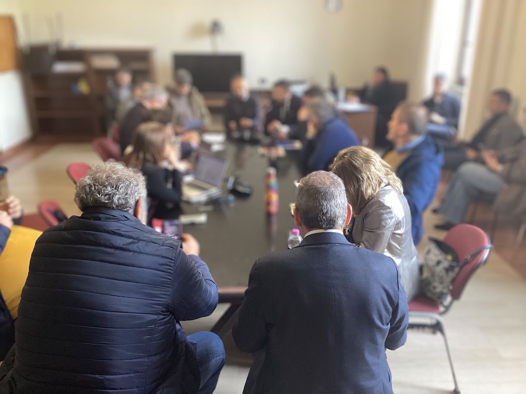 Potature sulla Strada Parco: dubbi e perplessità emergono in Commissione