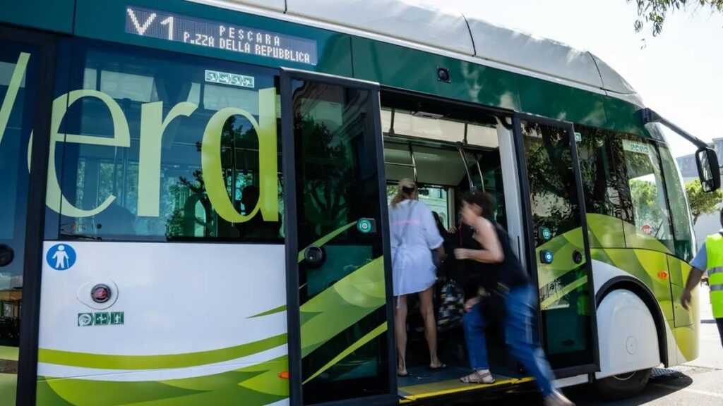 Capodanno: il TPL a mezzo servizio!