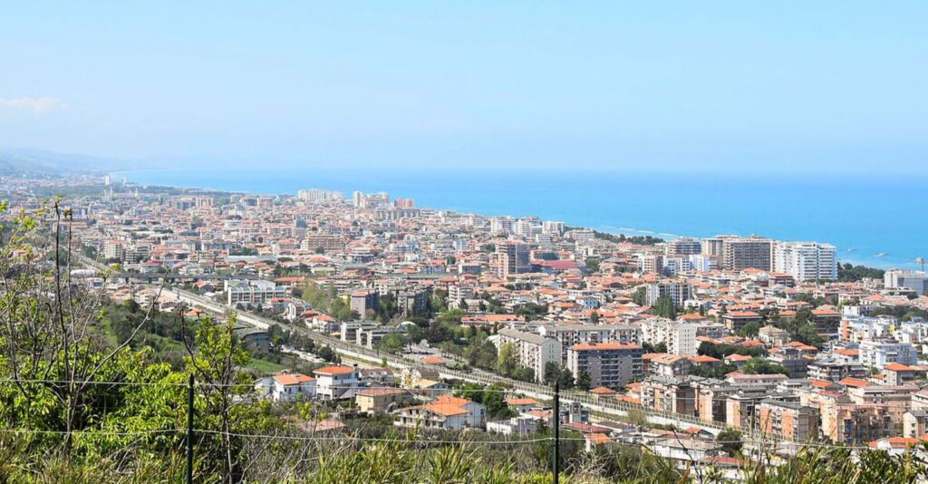 Abruzzo, urbanistica senza cittadini: chi pensa alla vivibilità delle città?